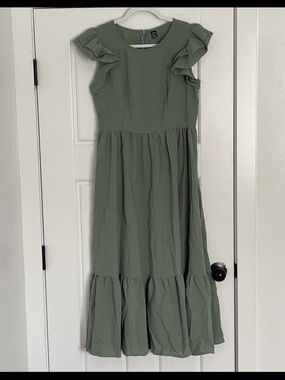 Green Ruffle Flutter Sleeve Tiered Maxi Dress Boho Cottagecore Women’s Size M